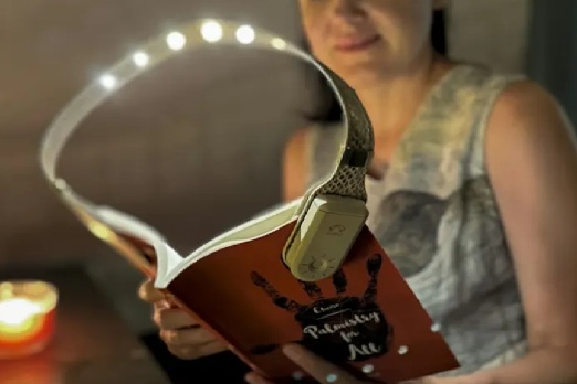 Bowio Book Light